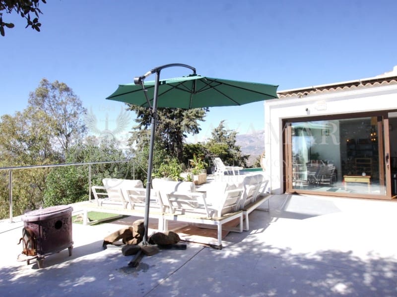 2 soveværelse Villa til salg i Sayalonga - € 499.000 (Ref: 9375427)