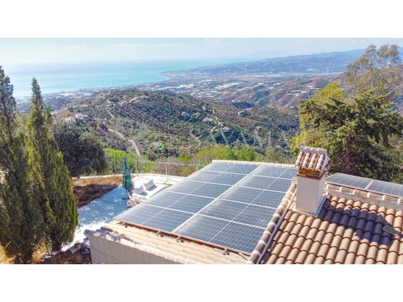 2 soveværelse Villa til salg i Sayalonga - € 499.000 (Ref: 9375427)