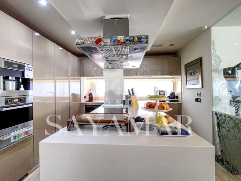 4 bedroom Townhouse for sale in Torre del Mar with pool garage - € 565,000 (Ref: 9521643)