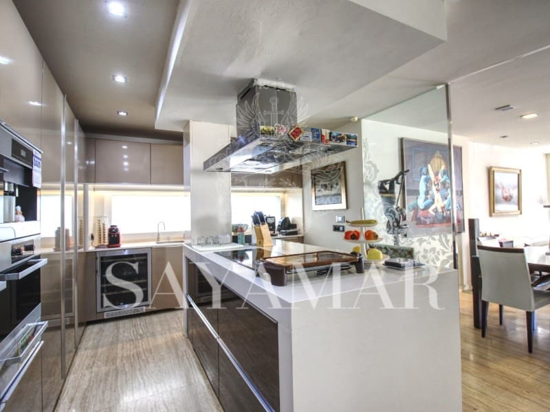 4 bedroom Townhouse for sale in Torre del Mar with pool garage - € 565,000 (Ref: 9521643)