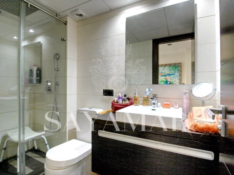 4 bedroom Townhouse for sale in Torre del Mar with pool garage - € 565,000 (Ref: 9521643)