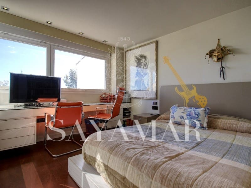 4 bedroom Townhouse for sale in Torre del Mar with pool garage - € 565,000 (Ref: 9521643)