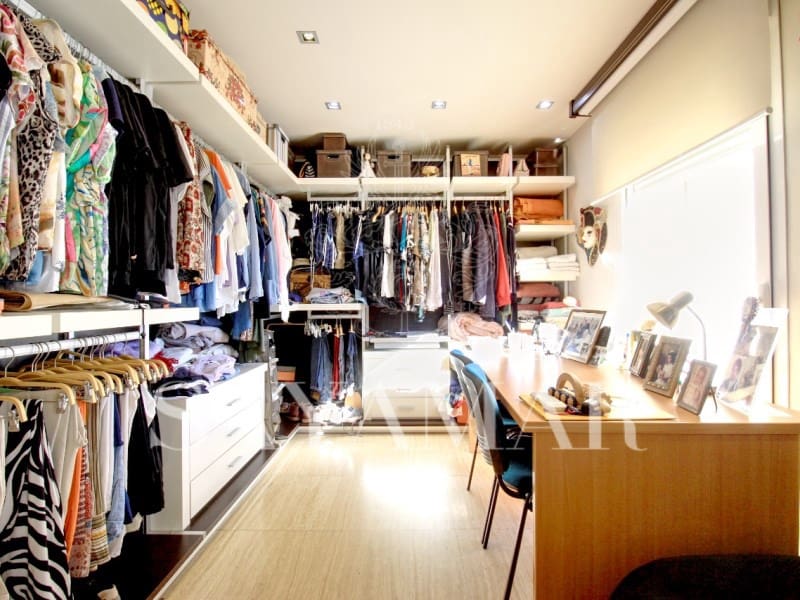 4 bedroom Townhouse for sale in Torre del Mar with pool garage - € 565,000 (Ref: 9521643)