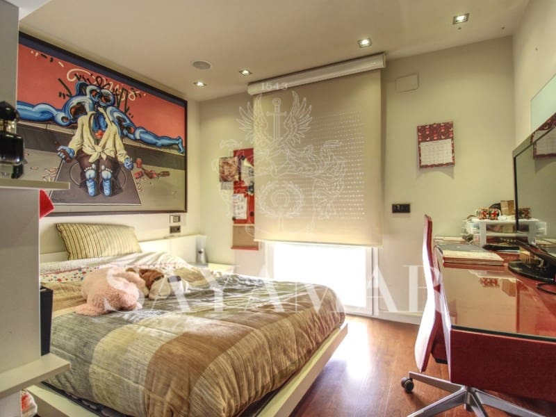 4 bedroom Townhouse for sale in Torre del Mar with pool garage - € 565,000 (Ref: 9521643)