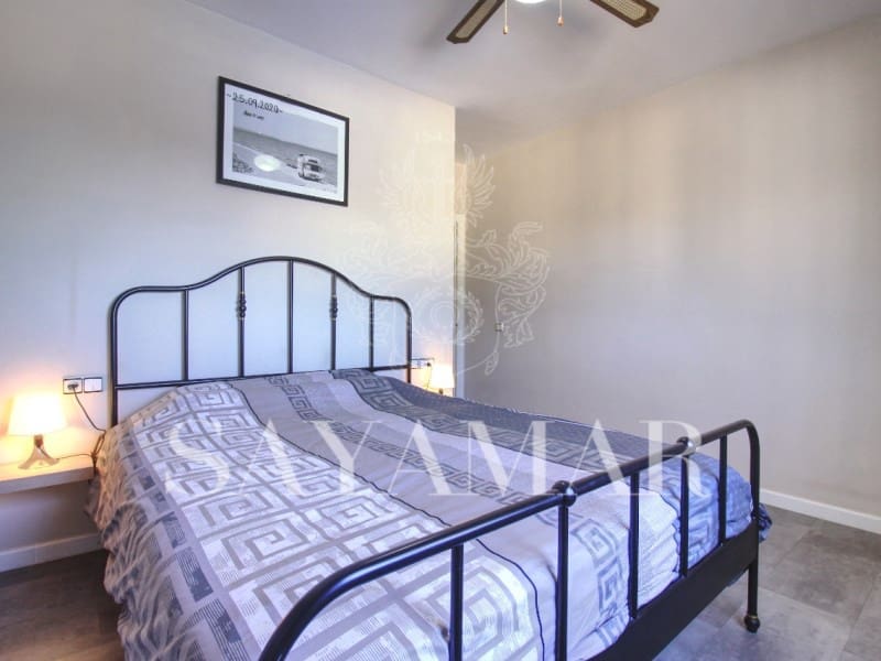 4 sypialnia Willa na sprzedaż w Sayalonga z basenem garażem - 480 000 € (Ref: 9637454)