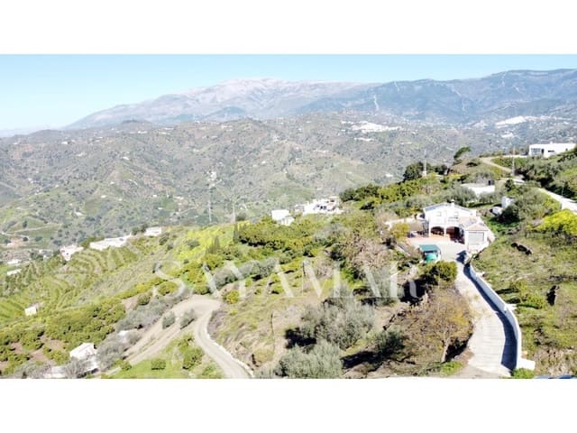 4 chambre Villa/Maison à vendre à Sayalonga avec piscine garage - 480 000 € (Ref: 9637454)