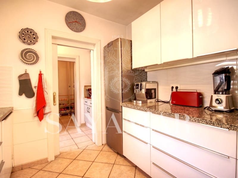 3 bedroom Villa for sale in Arenas with garage - € 715,000 (Ref: 9820332)