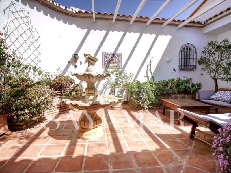 3 bedroom Villa for sale in Arenas with garage - € 715,000 (Ref: 9820332)