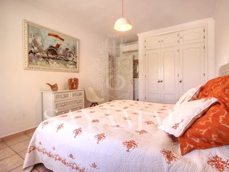 3 bedroom Villa for sale in Arenas with garage - € 715,000 (Ref: 9820332)