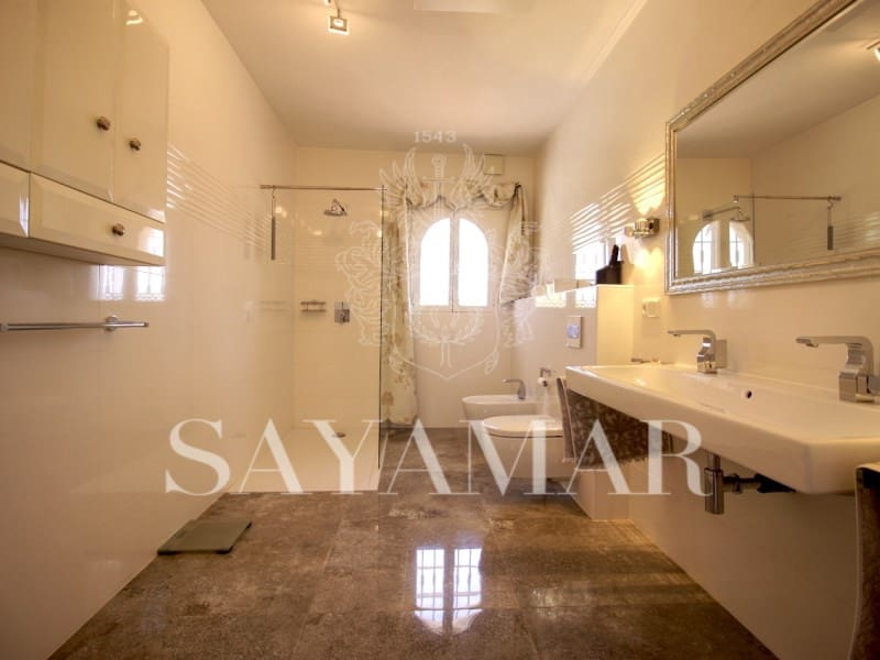 3 bedroom Villa for sale in Arenas with garage - € 715,000 (Ref: 9820332)