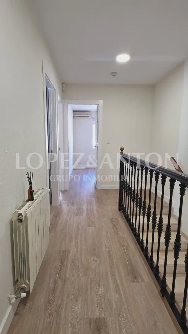 5 chambre Villa/Maison Mitoyenne à vendre à L'Eliana avec garage - 495 000 € (Ref: 10078799)