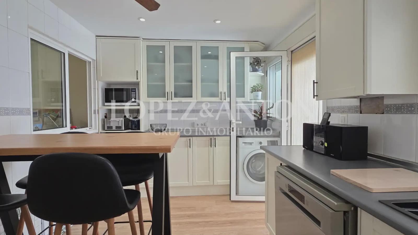 5 chambre Villa/Maison Mitoyenne à vendre à L'Eliana avec garage - 495 000 € (Ref: 10078799)