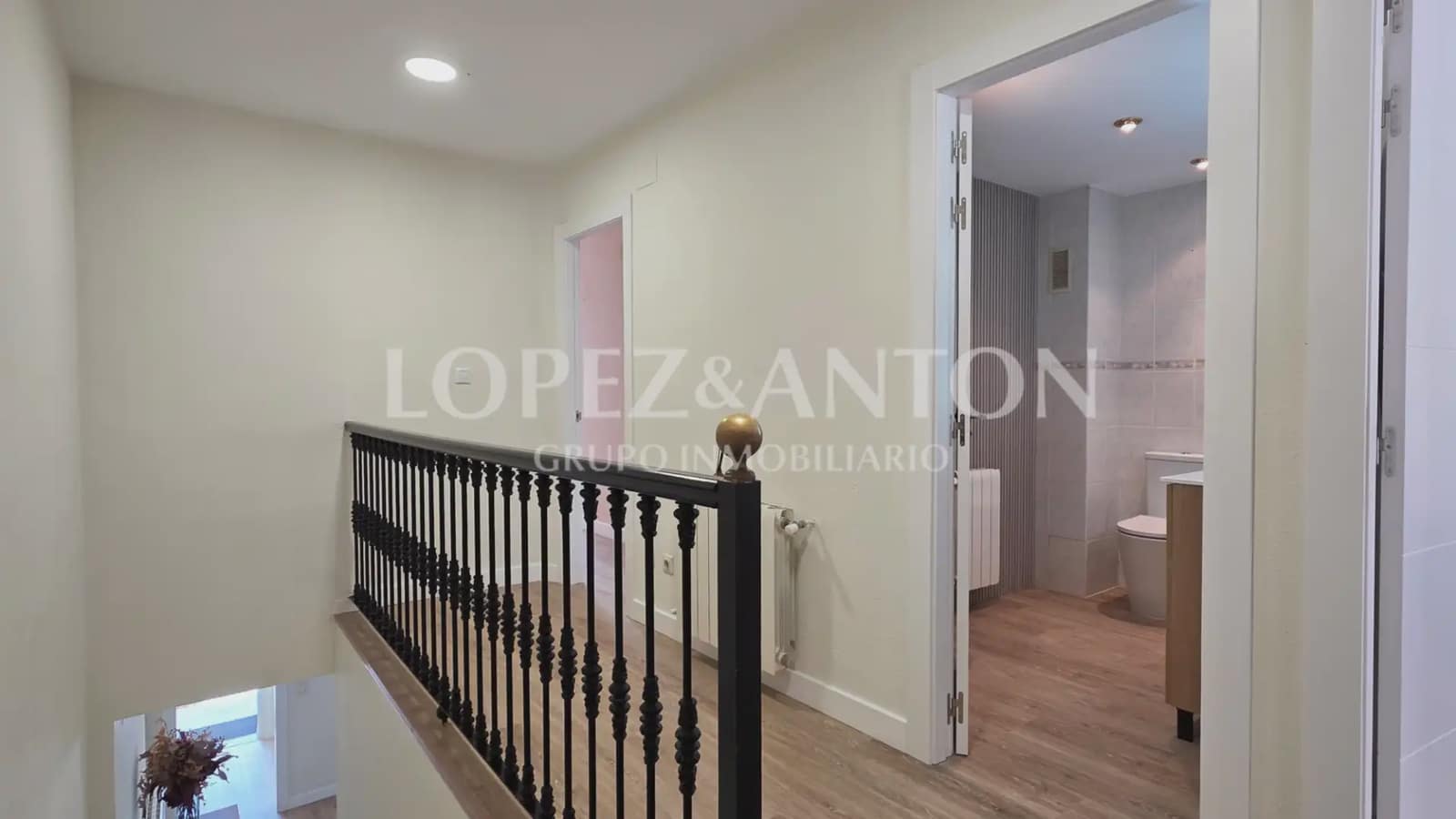 5 chambre Villa/Maison Mitoyenne à vendre à L'Eliana avec garage - 495 000 € (Ref: 10078799)