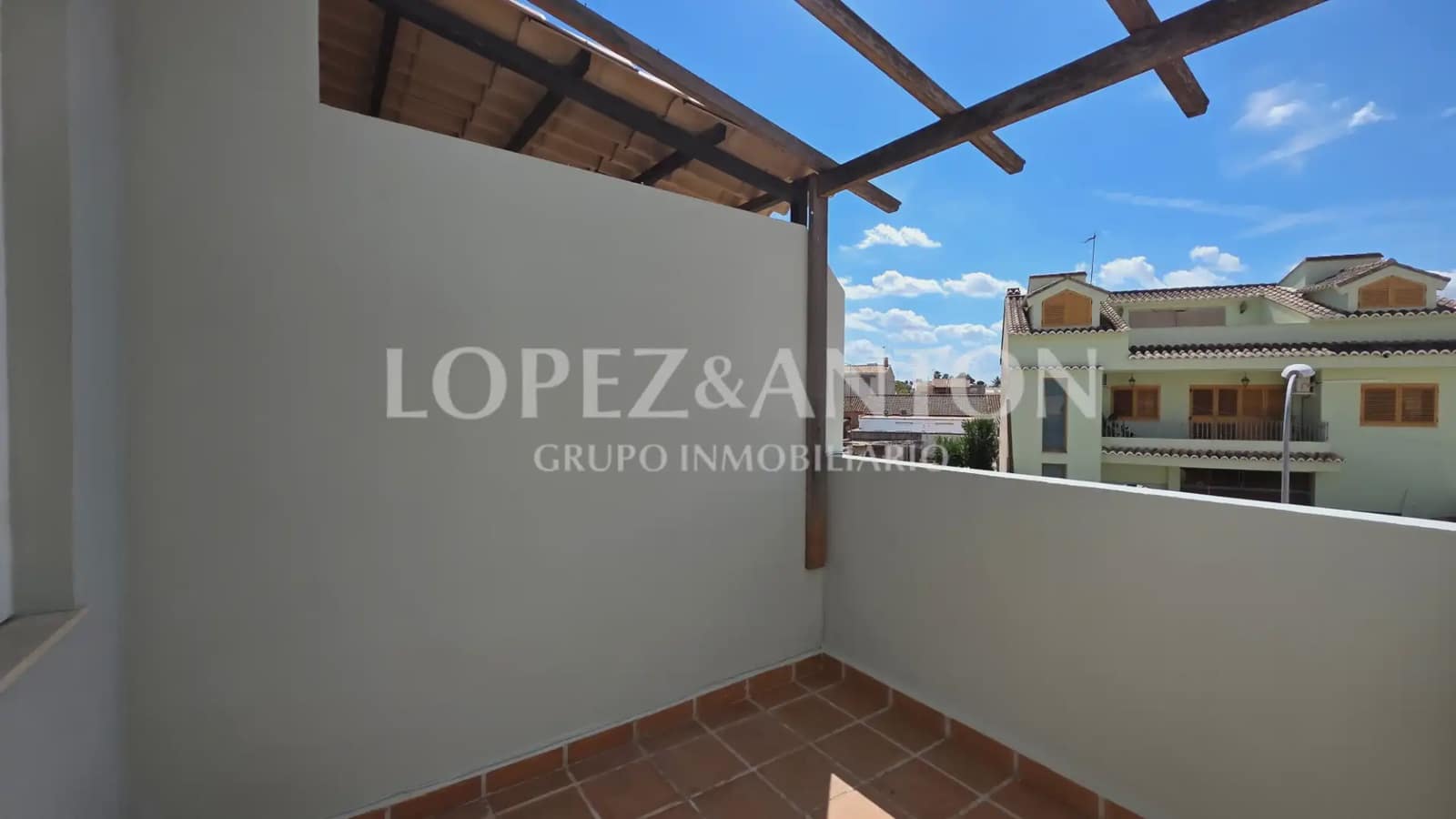 5 chambre Villa/Maison Mitoyenne à vendre à L'Eliana avec garage - 495 000 € (Ref: 10078799)