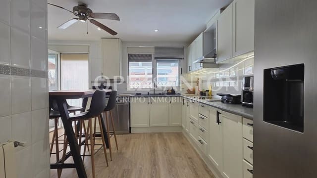 5 chambre Villa/Maison Mitoyenne à vendre à L'Eliana avec garage - 495 000 € (Ref: 10078799)