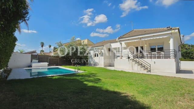Chalet de 4 habitaciones en L'Eliana en venta con piscina garaje - 590.000 € (Ref: 10078800)