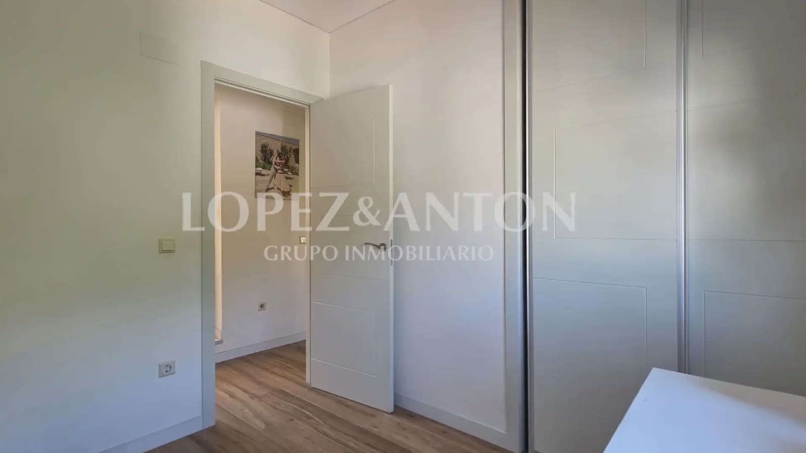 Chalet de 4 habitaciones en L'Eliana en venta con piscina garaje - 590.000 € (Ref: 10078800)