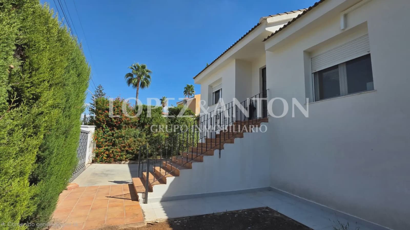 Chalet de 4 habitaciones en L'Eliana en venta con piscina garaje - 590.000 € (Ref: 10078800)