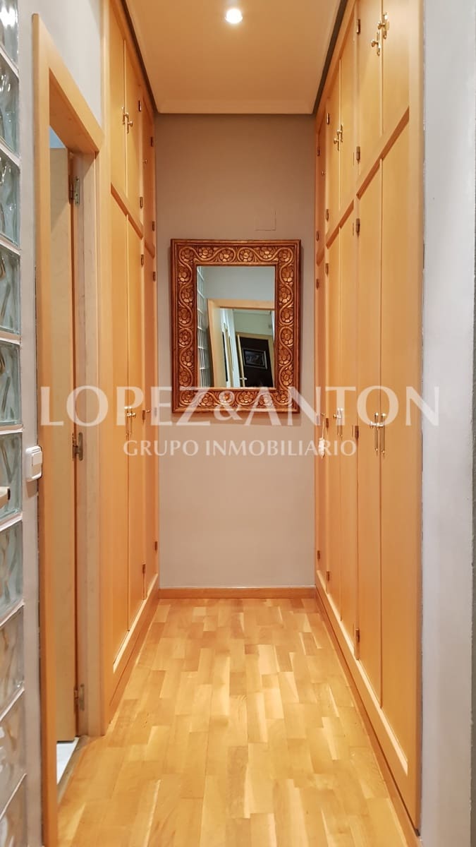 4 slaapkamer Villa te koop in L'Eliana met zwembad garage - € 715.000 (Ref: 10113464)