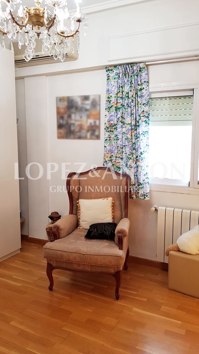 4 slaapkamer Villa te koop in L'Eliana met zwembad garage - € 715.000 (Ref: 10113464)