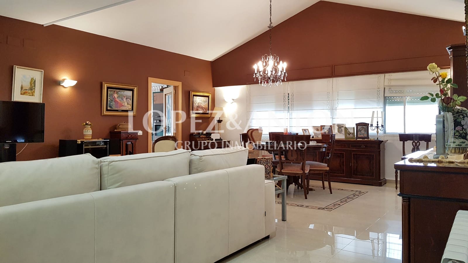 4 slaapkamer Villa te koop in L'Eliana met zwembad garage - € 715.000 (Ref: 10113464)