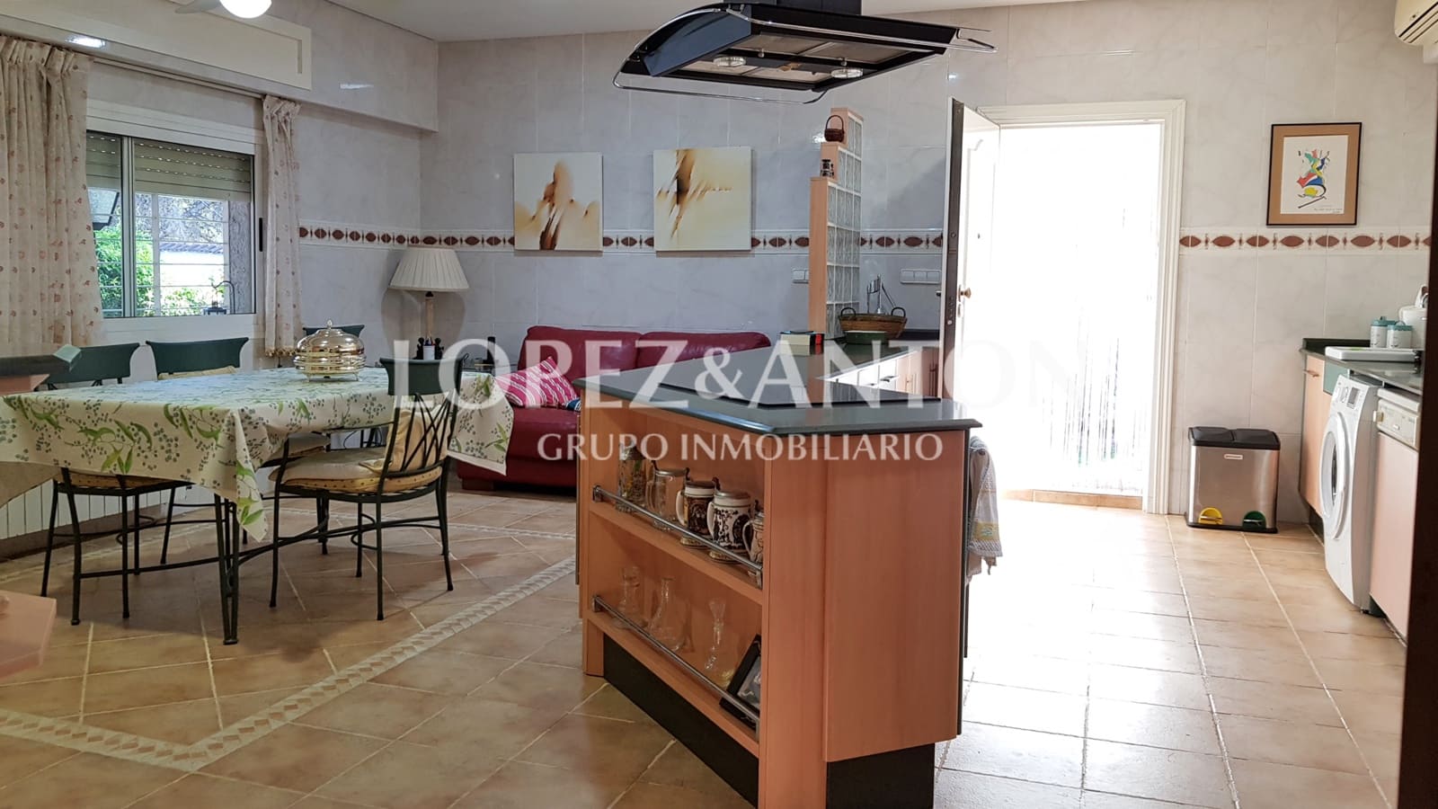 4 slaapkamer Villa te koop in L'Eliana met zwembad garage - € 715.000 (Ref: 10113464)