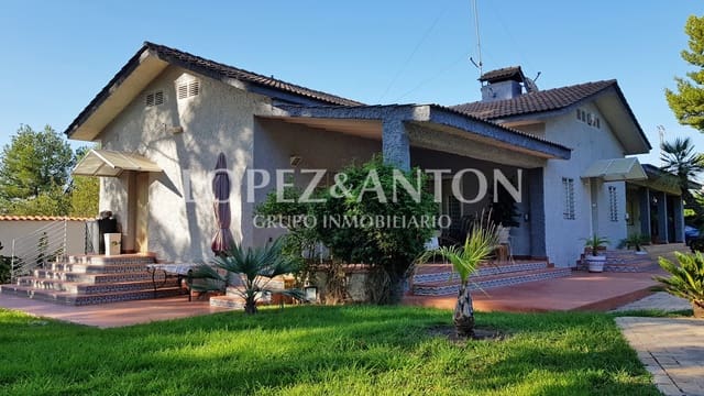 4 sovrum Villa till salu i L'Eliana med pool garage - 715 000 € (Ref: 10113464)