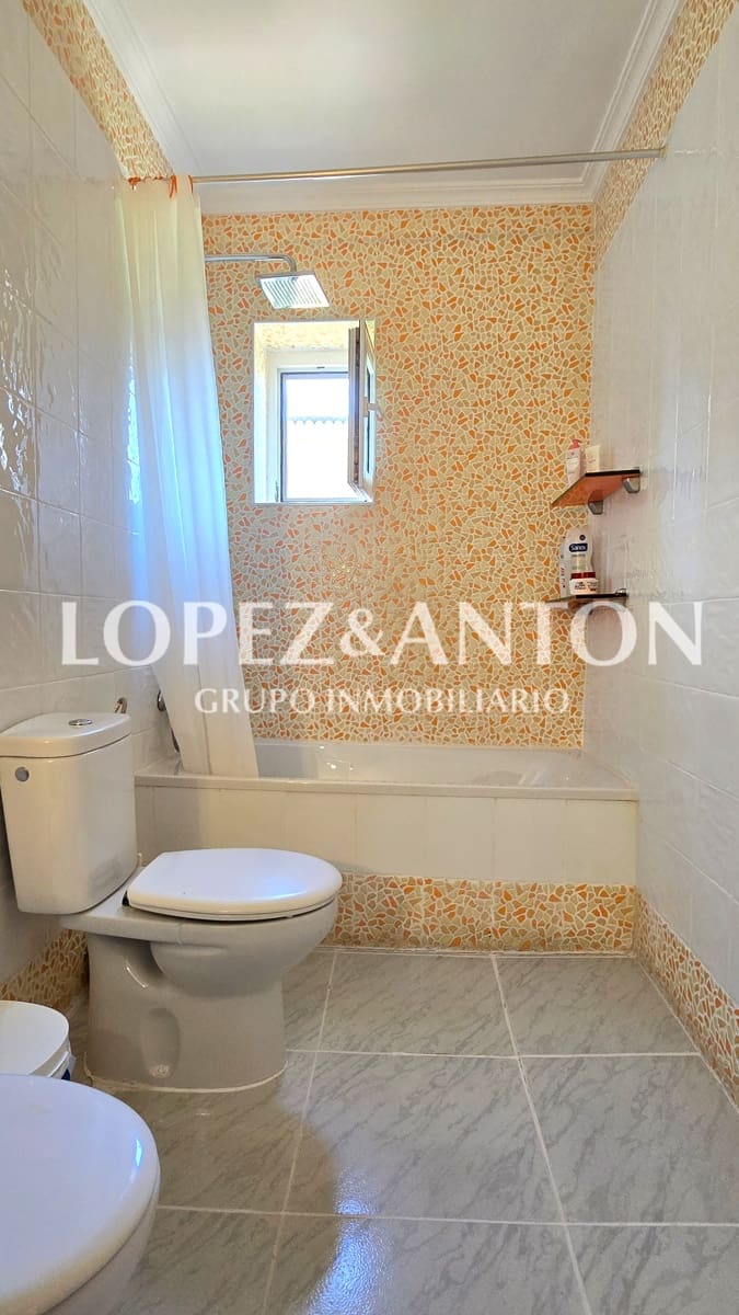 5 bedroom Villa for sale in L'Eliana with pool garage - € 765,000 (Ref: 10172875)