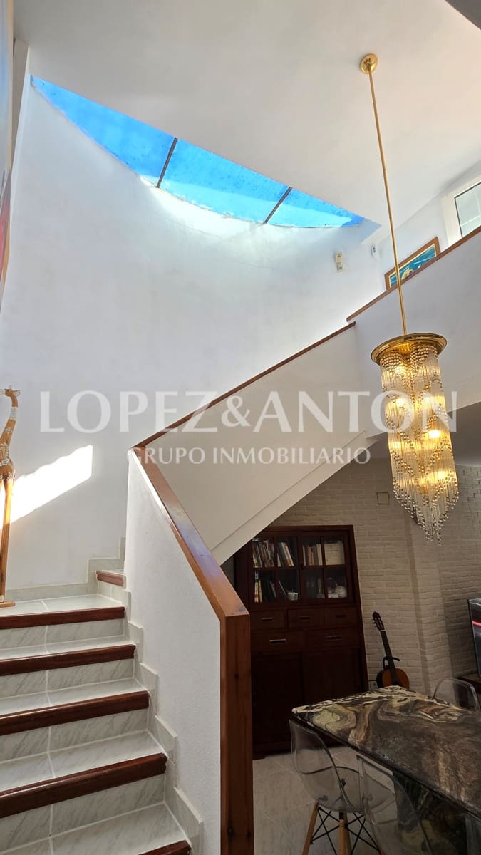 5 bedroom Villa for sale in L'Eliana with pool garage - € 765,000 (Ref: 10172875)