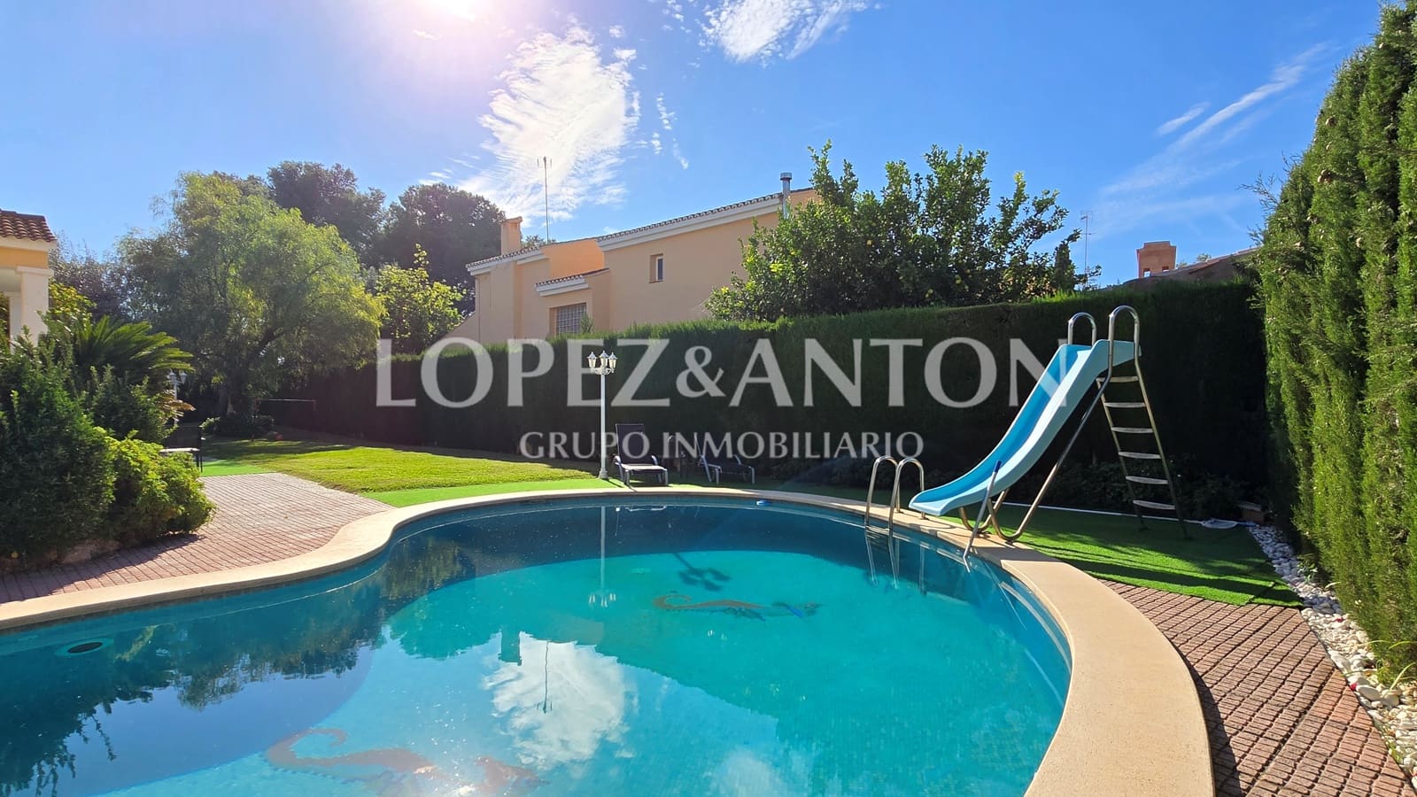 5 bedroom Villa for sale in L'Eliana with pool garage - € 765,000 (Ref: 10172875)