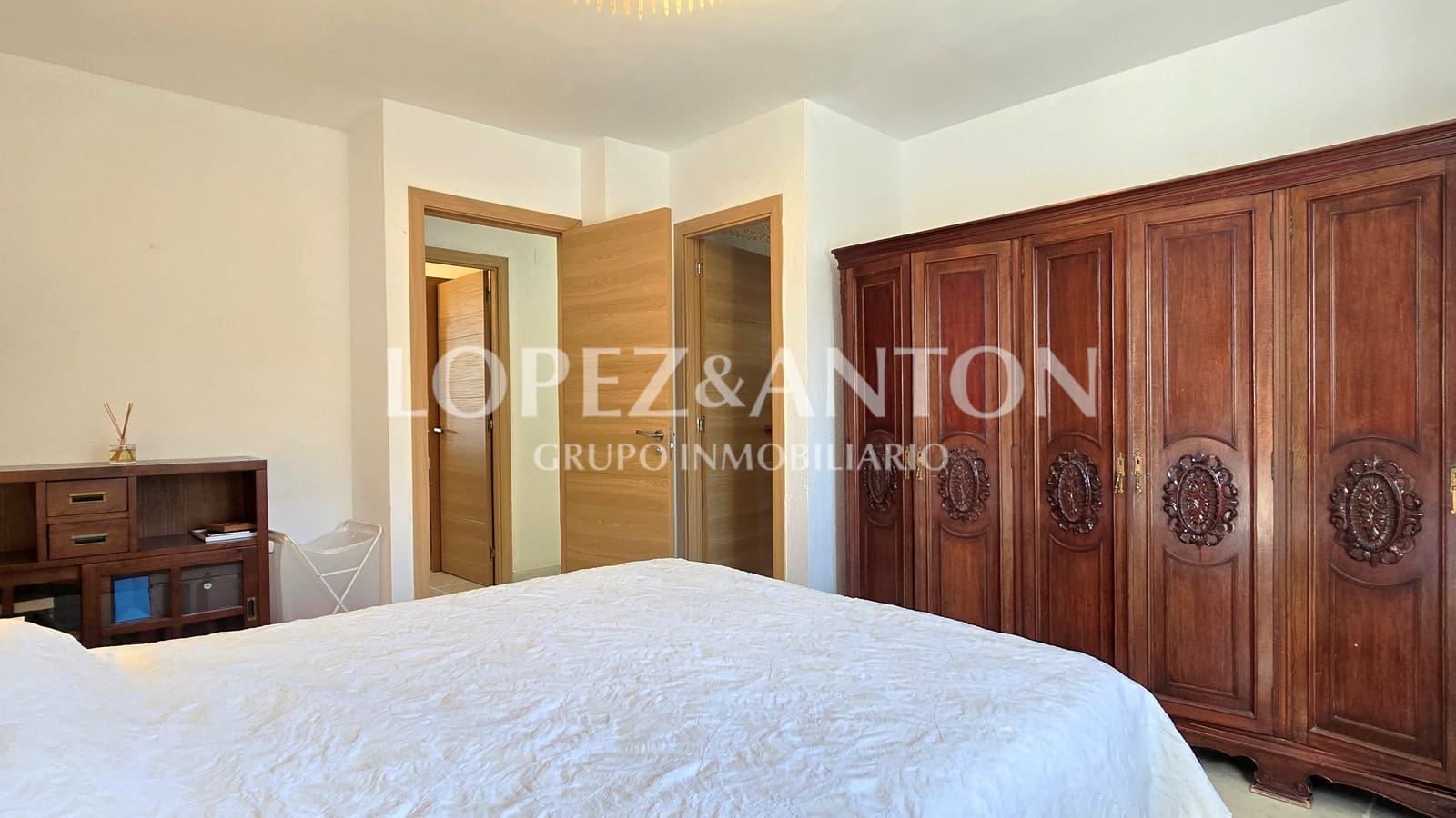 5 bedroom Villa for sale in L'Eliana with pool garage - € 765,000 (Ref: 10172875)