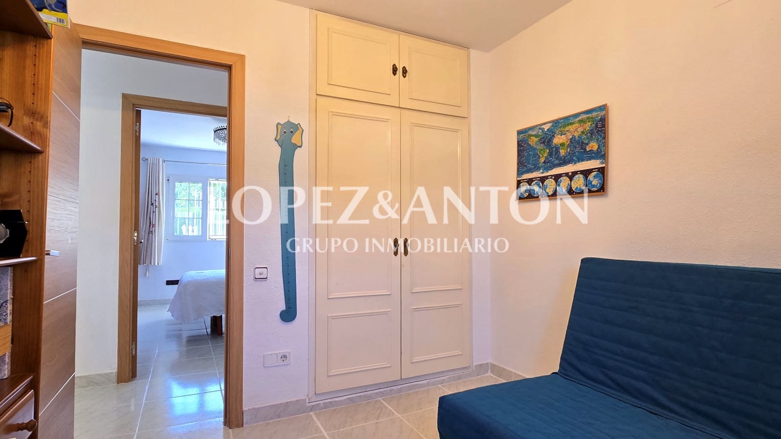5 bedroom Villa for sale in L'Eliana with pool garage - € 765,000 (Ref: 10172875)