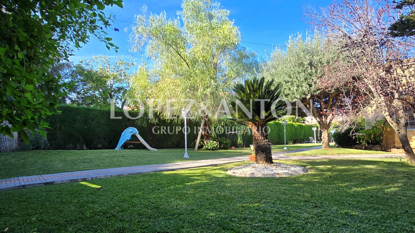 5 bedroom Villa for sale in L'Eliana with pool garage - € 765,000 (Ref: 10172875)