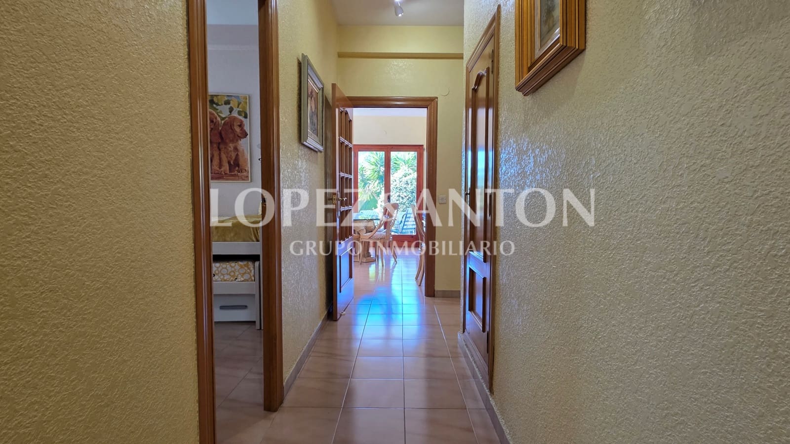 3 soveværelse Villa til salg i L'Eliana med swimmingpool garage - € 890.000 (Ref: 10175508)