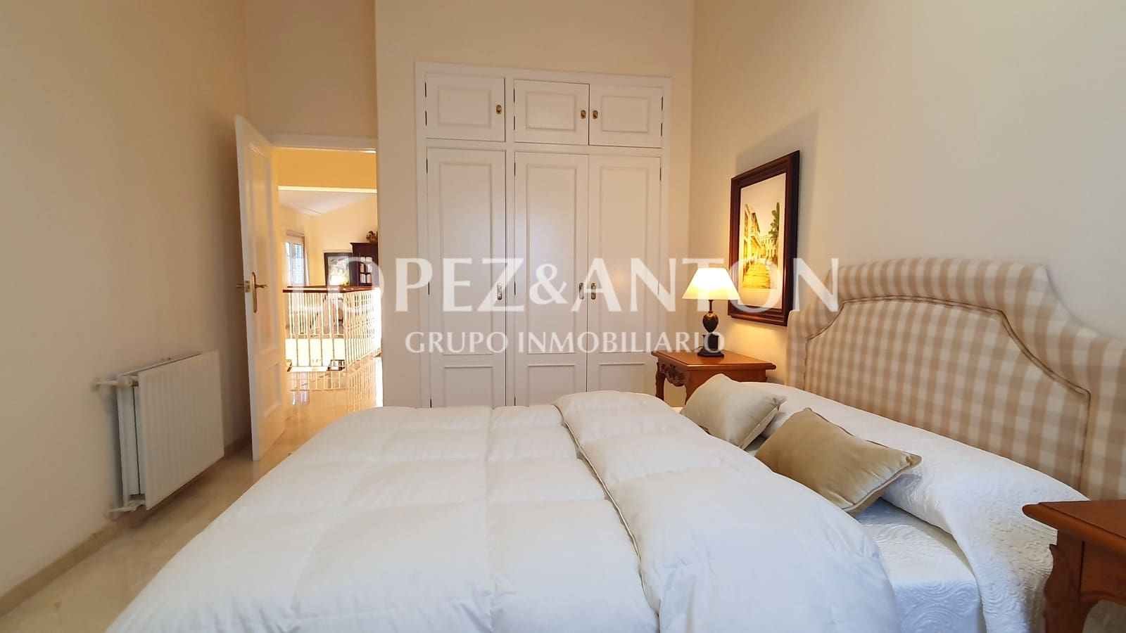 5 bedroom Villa for sale in L'Eliana with pool garage - € 995,000 (Ref: 8054594)