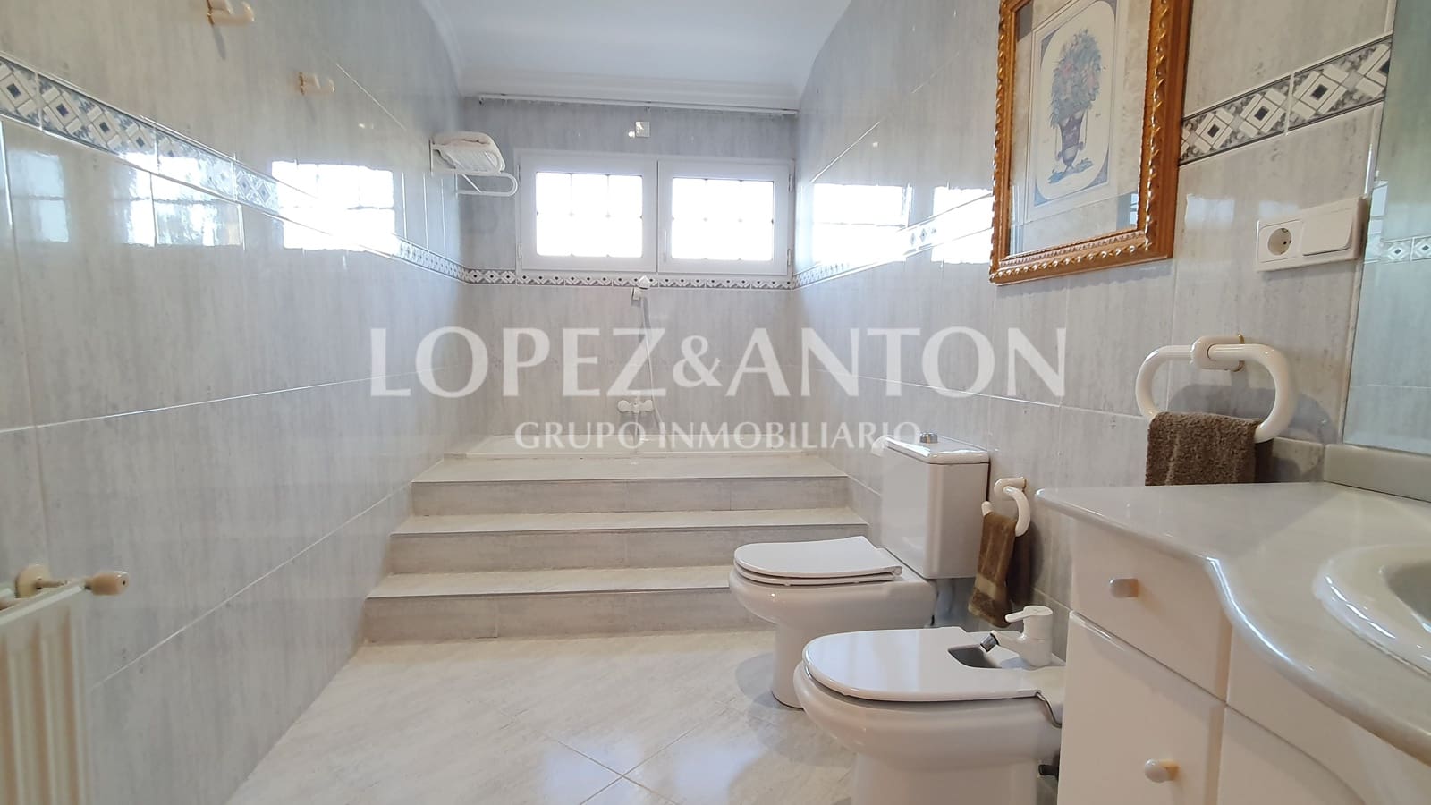 5 bedroom Villa for sale in L'Eliana with pool garage - € 995,000 (Ref: 8054594)