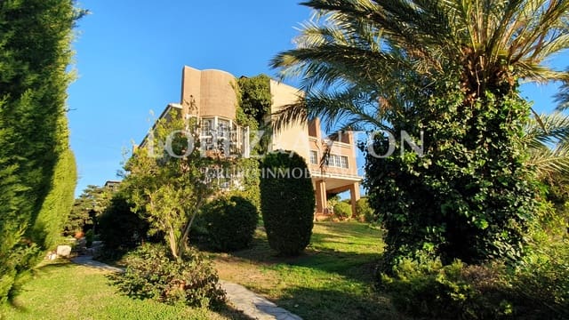 5 soveværelse Villa til salg i L'Eliana med swimmingpool garage - € 995.000 (Ref: 8054594)