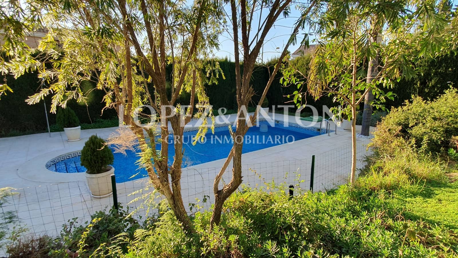 5 bedroom Villa for sale in L'Eliana with pool garage - € 995,000 (Ref: 8054594)