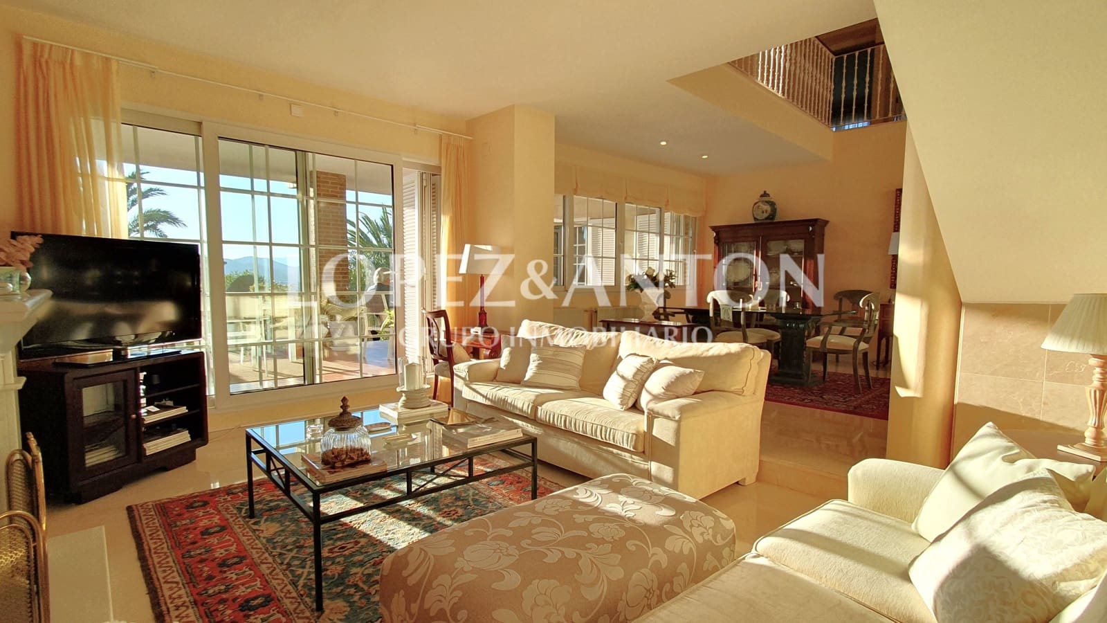 5 bedroom Villa for sale in L'Eliana with pool garage - € 995,000 (Ref: 8054594)