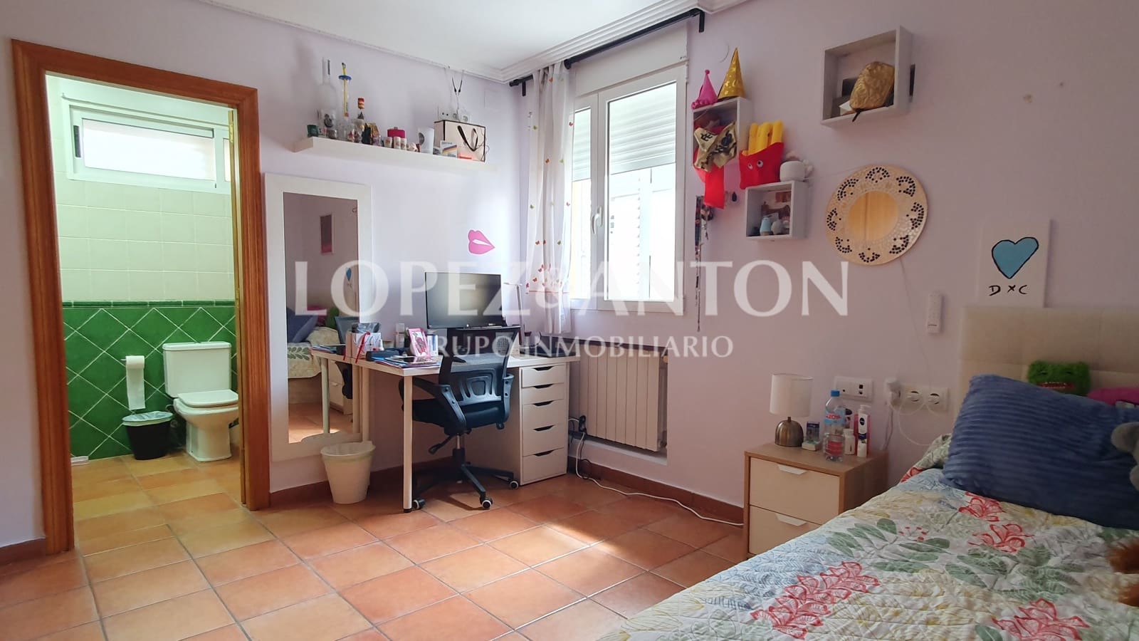 8 soverom Villa til salgs i L'Eliana med svømmebasseng garasje - € 830 000 (Ref: 8316584)