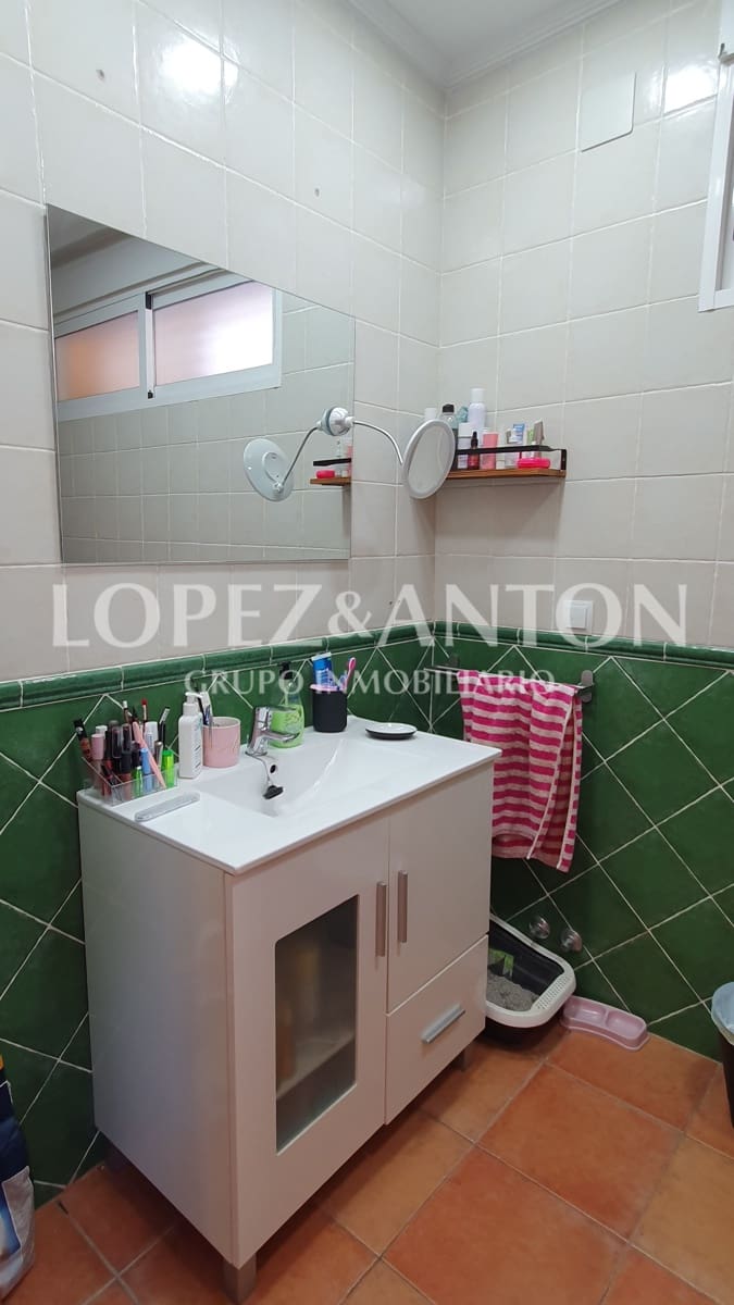 8 soverom Villa til salgs i L'Eliana med svømmebasseng garasje - € 830 000 (Ref: 8316584)