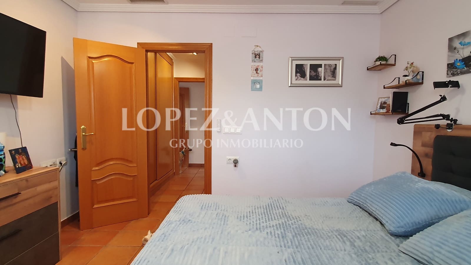 8 soverom Villa til salgs i L'Eliana med svømmebasseng garasje - € 830 000 (Ref: 8316584)