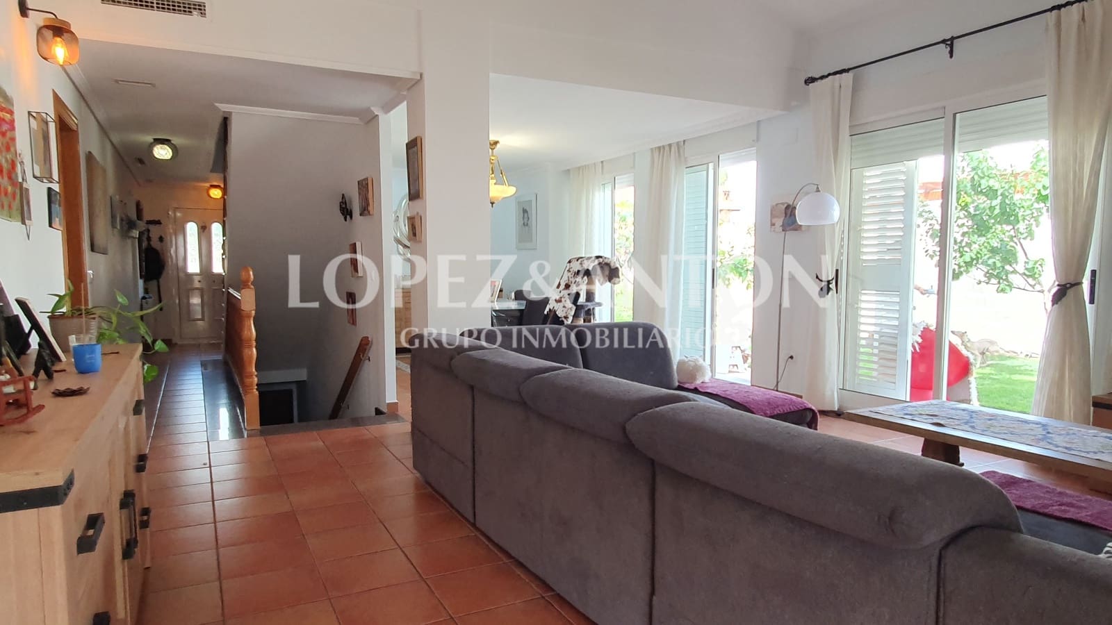 8 soverom Villa til salgs i L'Eliana med svømmebasseng garasje - € 830 000 (Ref: 8316584)