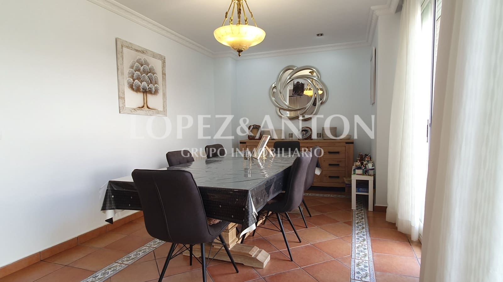 8 soverom Villa til salgs i L'Eliana med svømmebasseng garasje - € 830 000 (Ref: 8316584)