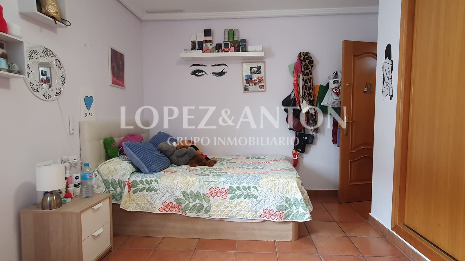 8 soverom Villa til salgs i L'Eliana med svømmebasseng garasje - € 830 000 (Ref: 8316584)