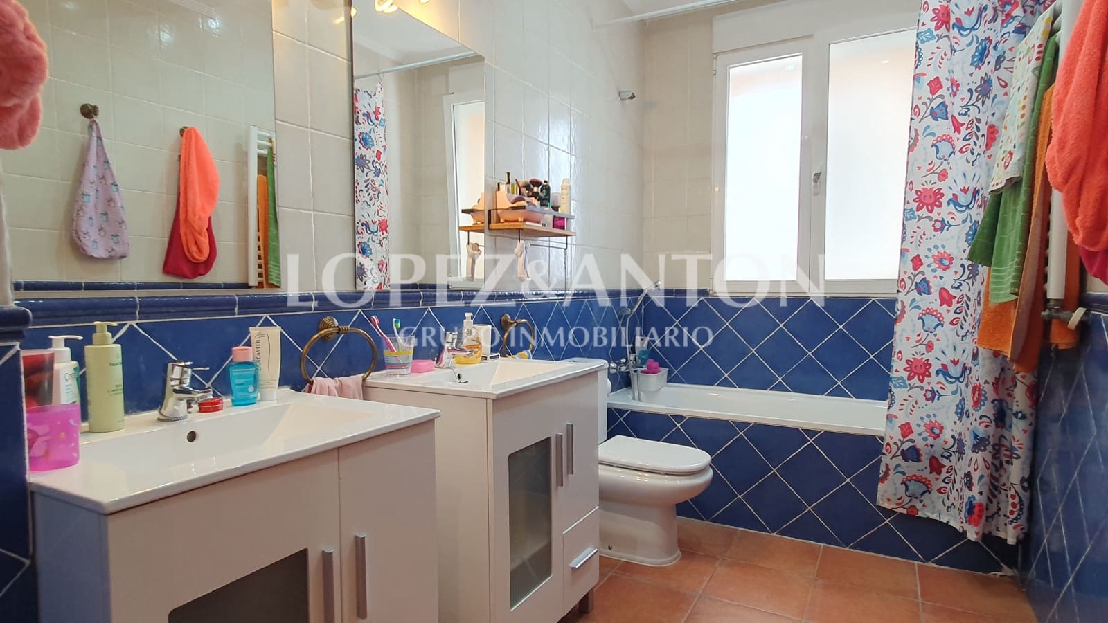 8 soverom Villa til salgs i L'Eliana med svømmebasseng garasje - € 830 000 (Ref: 8316584)