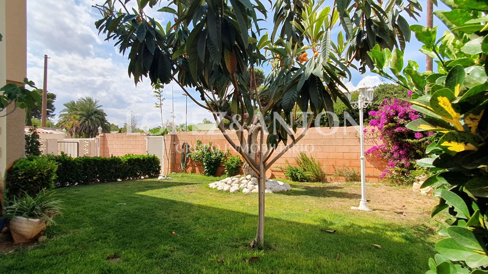 8 soverom Villa til salgs i L'Eliana med svømmebasseng garasje - € 830 000 (Ref: 8316584)