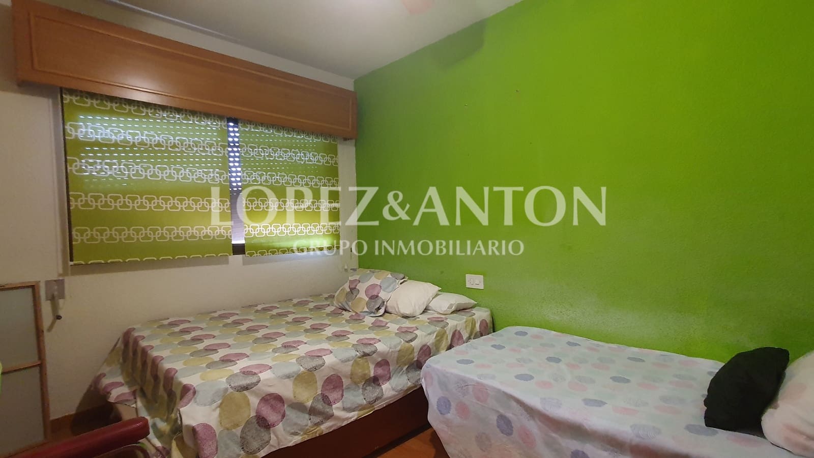 4 soveværelse Villa til salg i L'Eliana med swimmingpool garage - € 590.000 (Ref: 8537952)