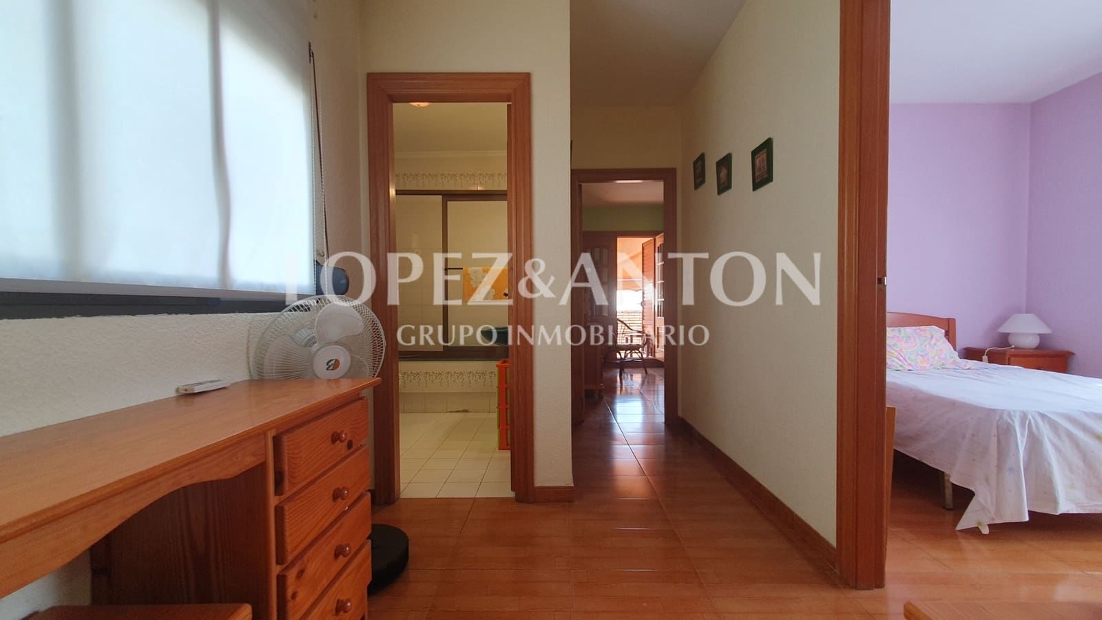 4 soveværelse Villa til salg i L'Eliana med swimmingpool garage - € 590.000 (Ref: 8537952)