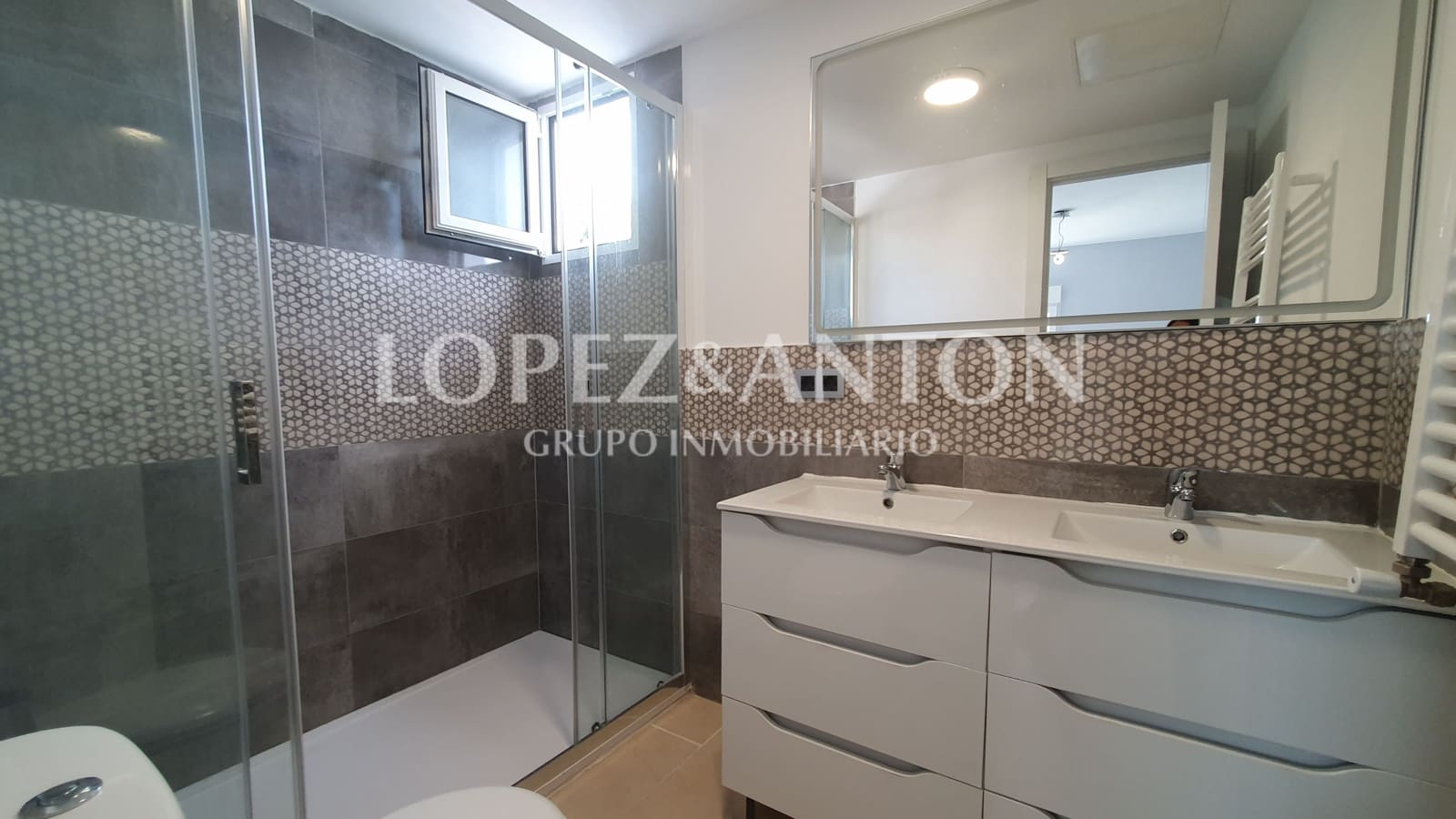 7 soveværelse Villa til salg i L'Eliana med swimmingpool garage - € 480.000 (Ref: 8537953)